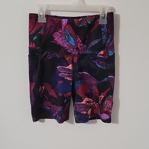 NWOT ALL IN MOTION Floral Patterned Women's Bike Shorts. Size S.